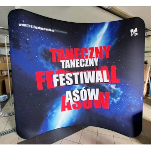 Ścianka tekstylna łukowa